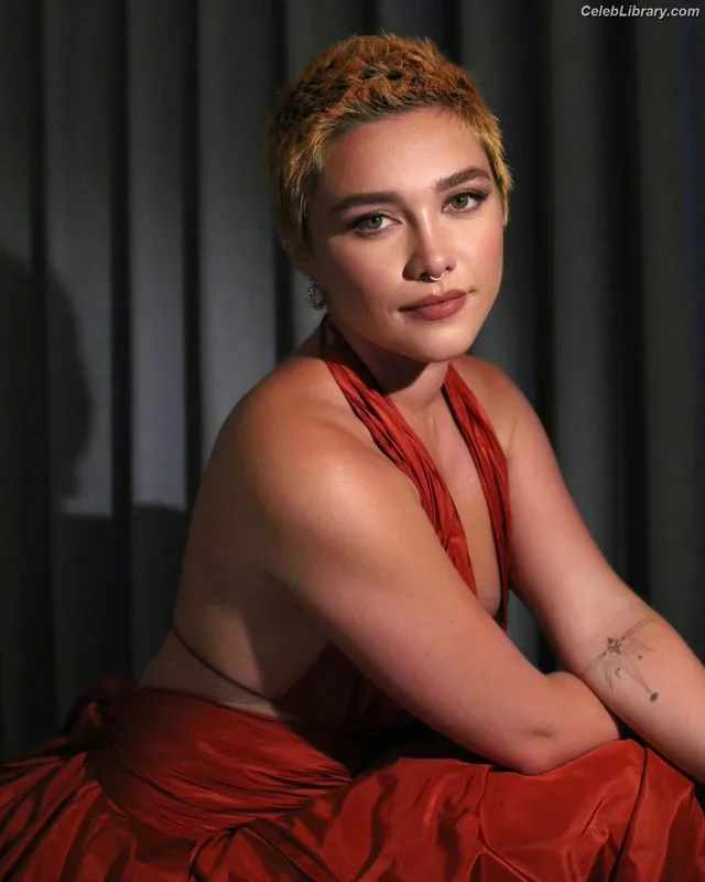 Florence Pugh photo 11 of 1242