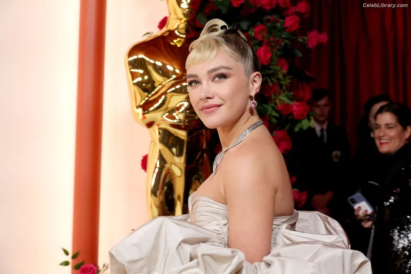 Florence Pugh photo 21 of 1242