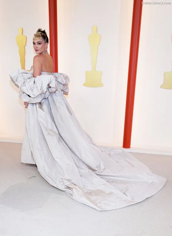 Florence Pugh photo 22 of 1242