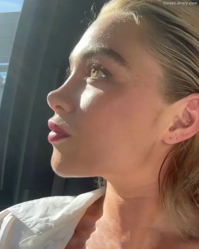Florence Pugh photo 12 of 1242