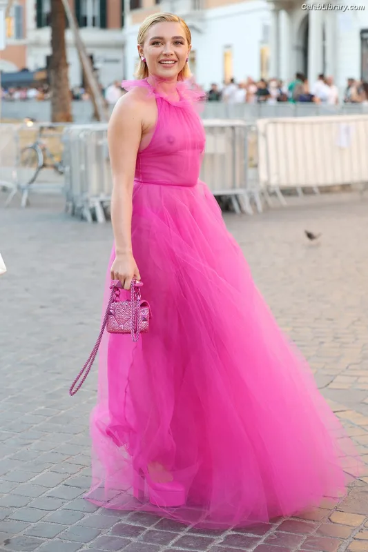 Florence Pugh photo 17 of 1242