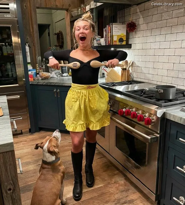 Florence Pugh photo 24 of 1242