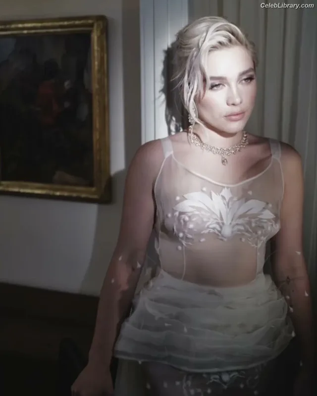 Florence Pugh photo 4 of 1242
