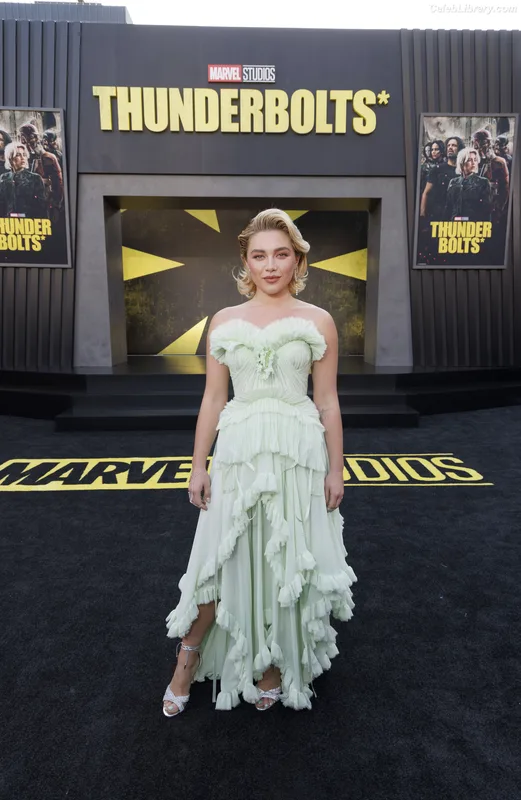 Florence Pugh photo 20 of 1242