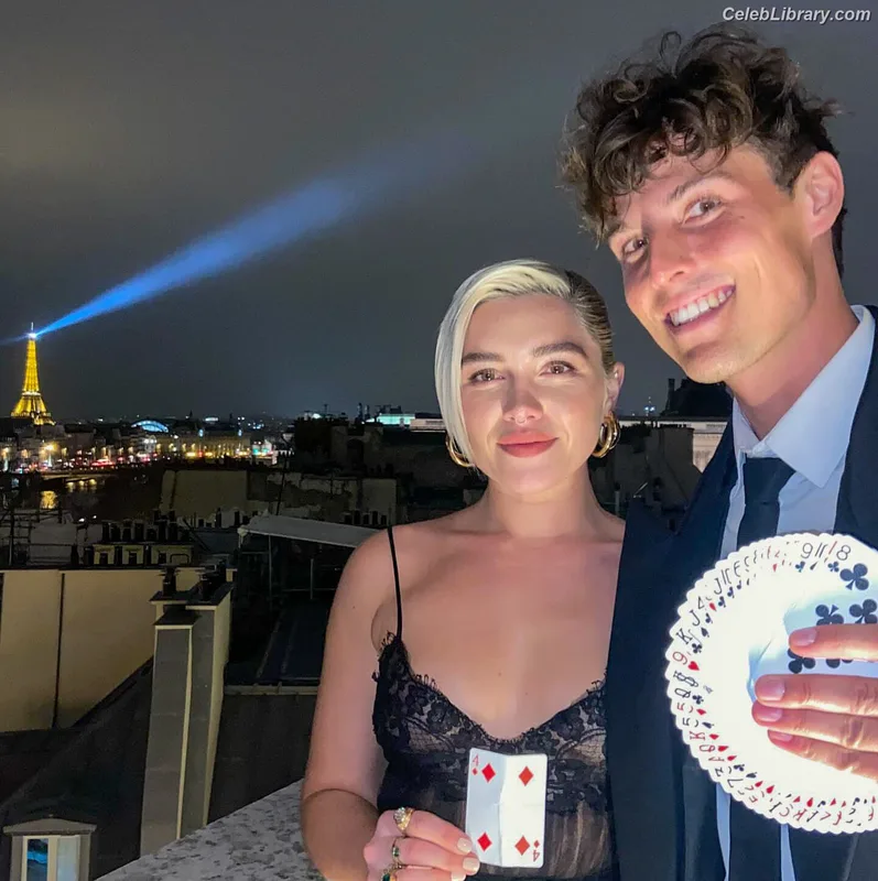Florence Pugh photo 9 of 1242