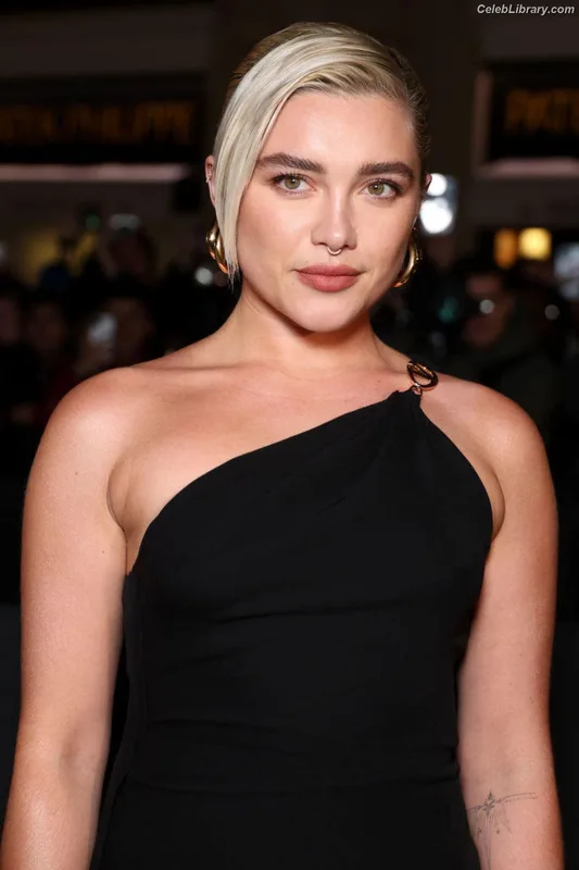 Florence Pugh photo 16 of 1242