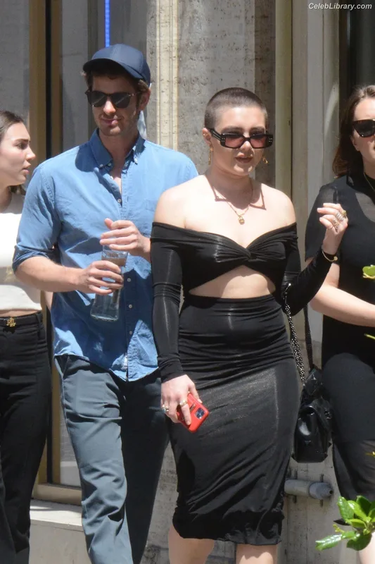 Florence Pugh photo 19 of 1242