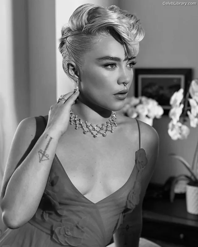 Florence Pugh photo 23 of 1242
