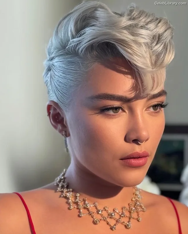 Florence Pugh photo 5 of 1242