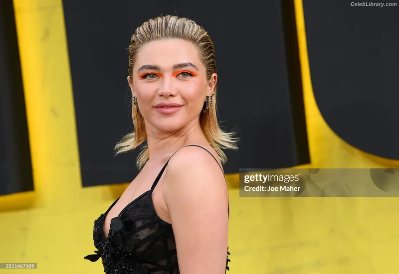 Florence Pugh photo 15 of 1242