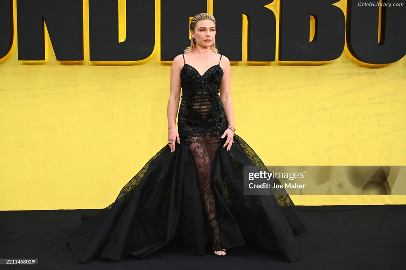 Florence Pugh photo 23 of 1242