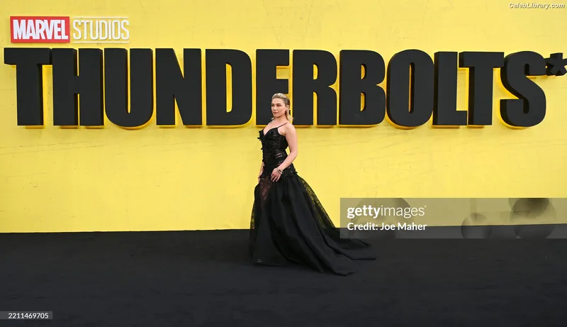Florence Pugh photo 13 of 1242