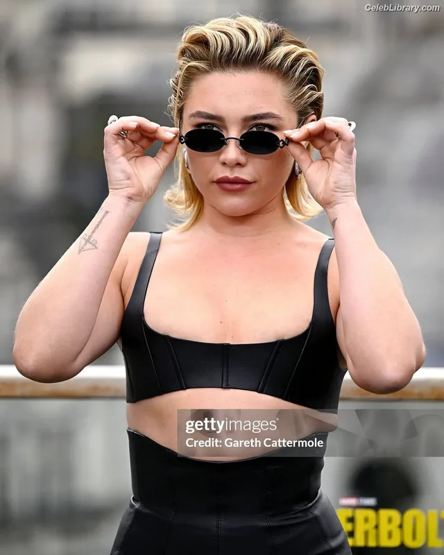 Florence Pugh photo 7 of 1242