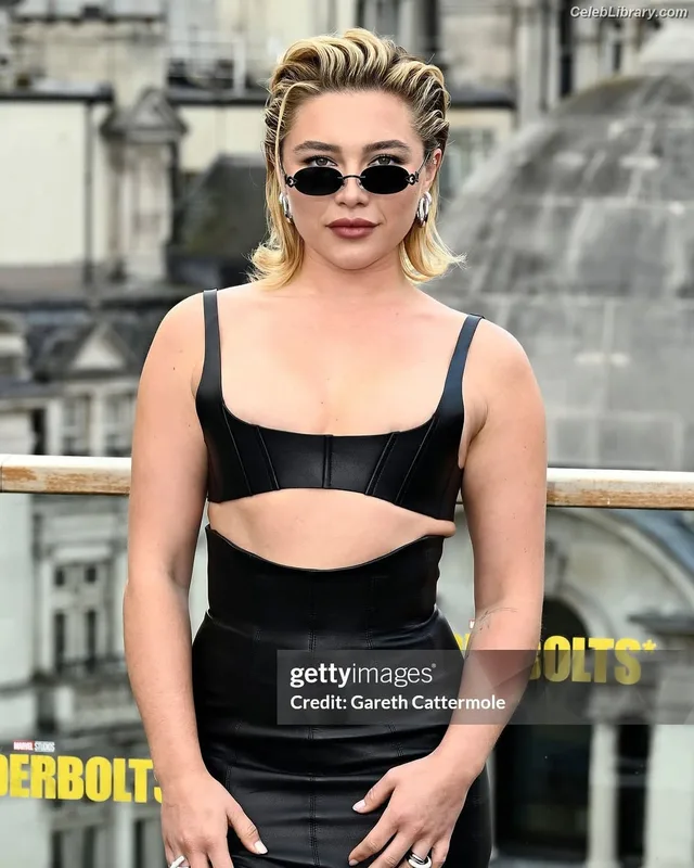 Florence Pugh photo 8 of 1242