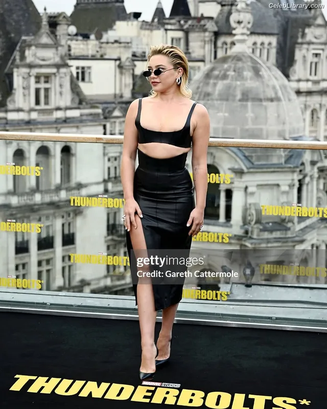 Florence Pugh photo 11 of 1242