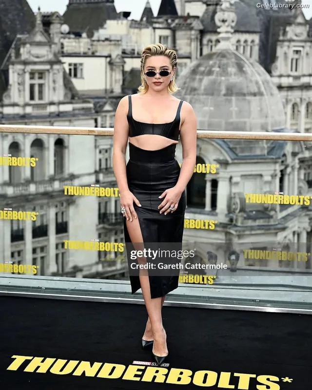 Florence Pugh photo 13 of 1242