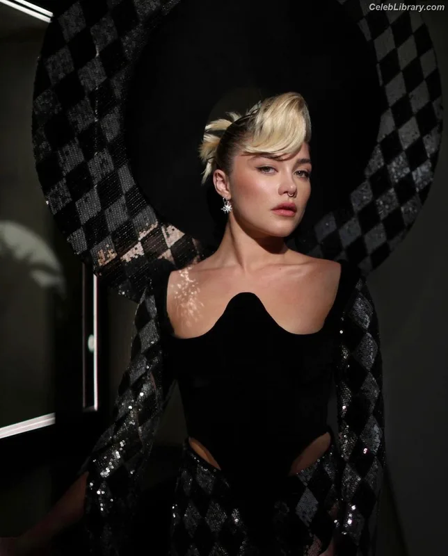 Florence Pugh photo 14 of 1242