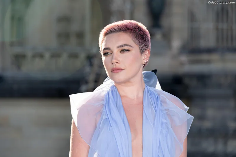 Florence Pugh photo 23 of 1242
