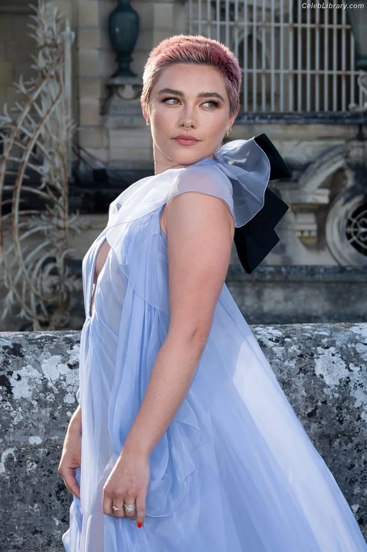 Florence Pugh photo 18 of 1242