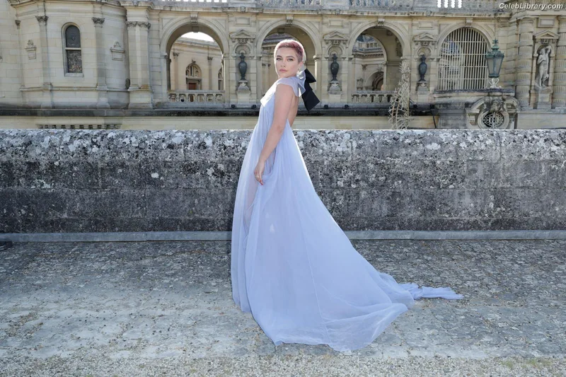 Florence Pugh photo 19 of 1242