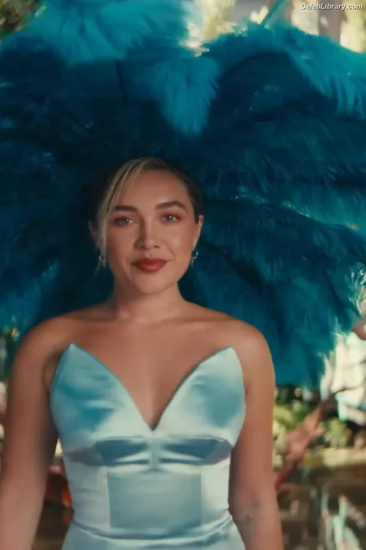 Florence Pugh photo 1 of 1242