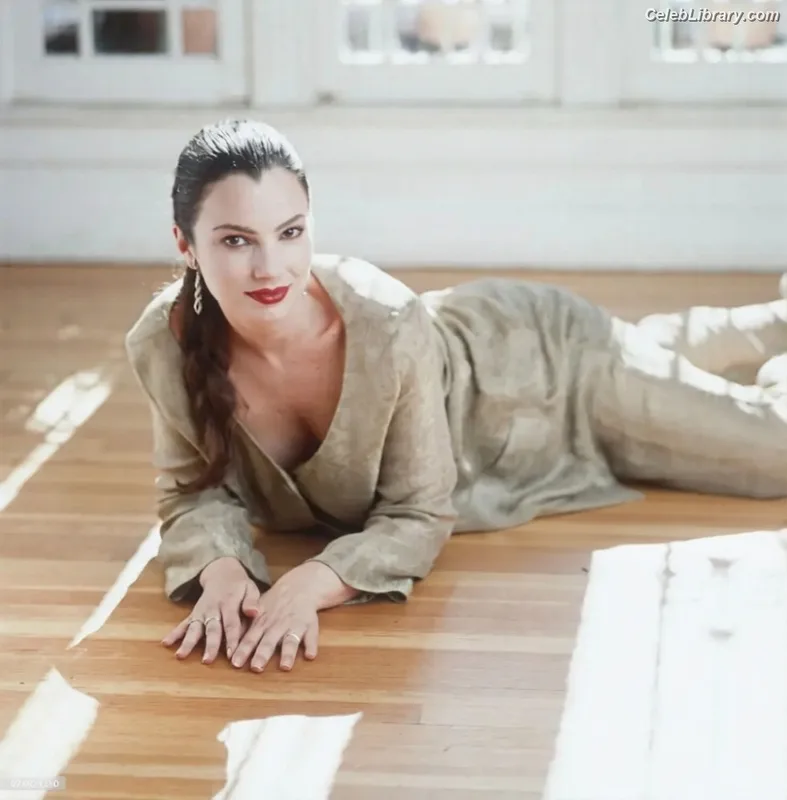 Fran Drescher photo 3 of 52
