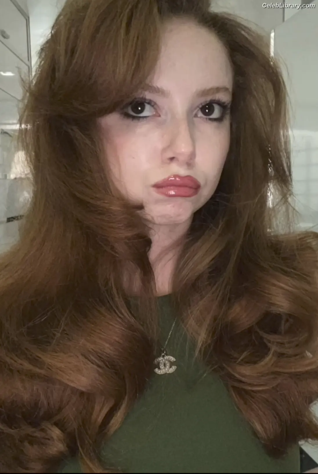 Francesca Capaldi photo 12 of 836