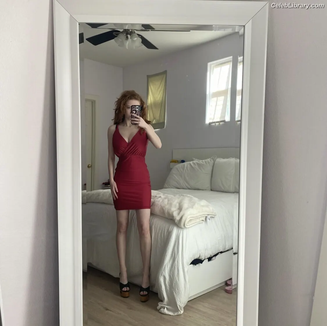 Francesca Capaldi photo 8 of 836