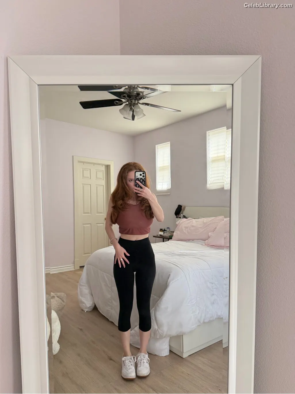 Francesca Capaldi photo 24 of 836