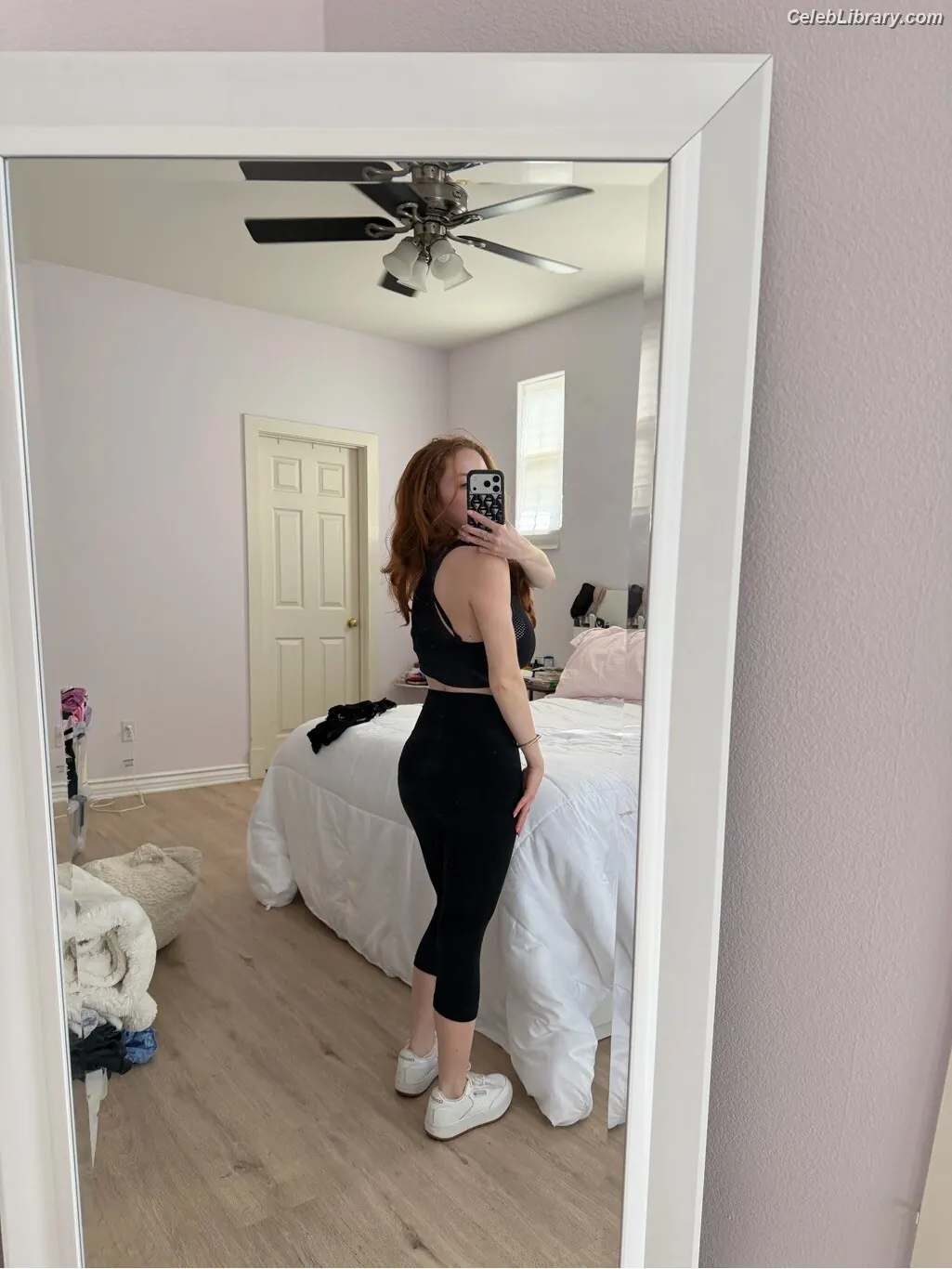 Francesca Capaldi photo 22 of 836