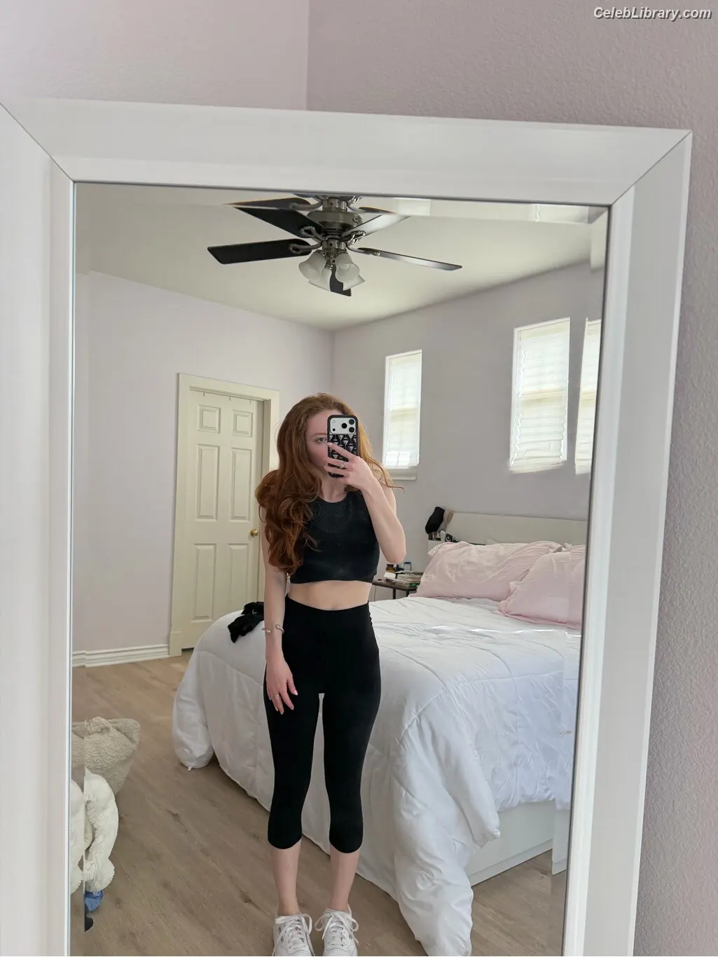 Francesca Capaldi photo 23 of 836