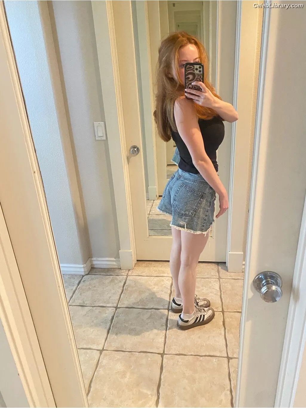 Francesca Capaldi photo 19 of 836