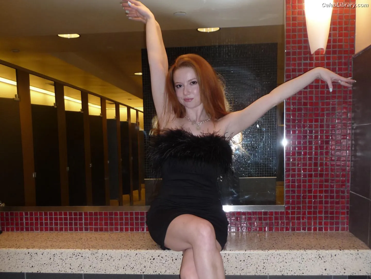 Francesca Capaldi photo 21 of 836