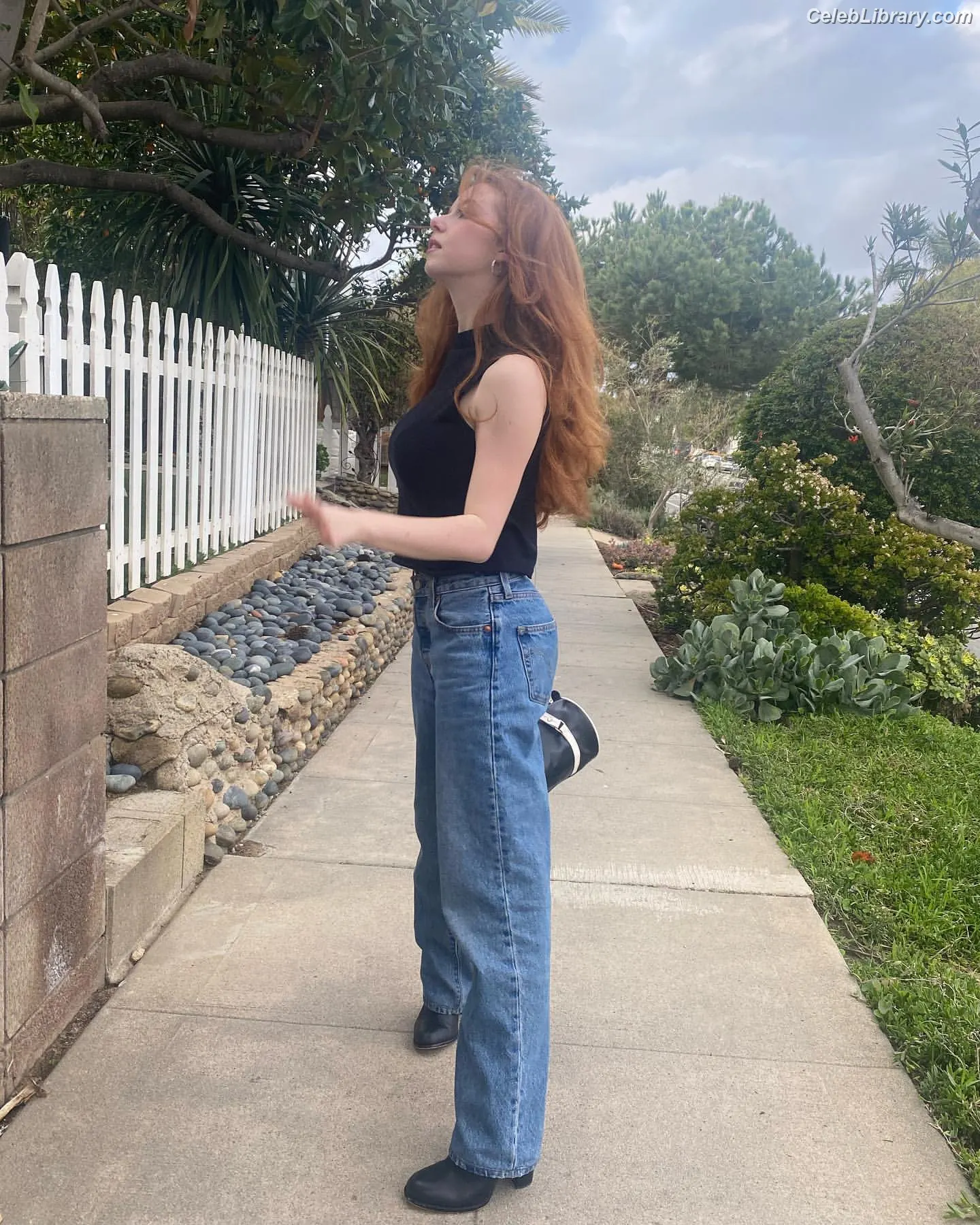 Francesca Capaldi photo 16 of 836