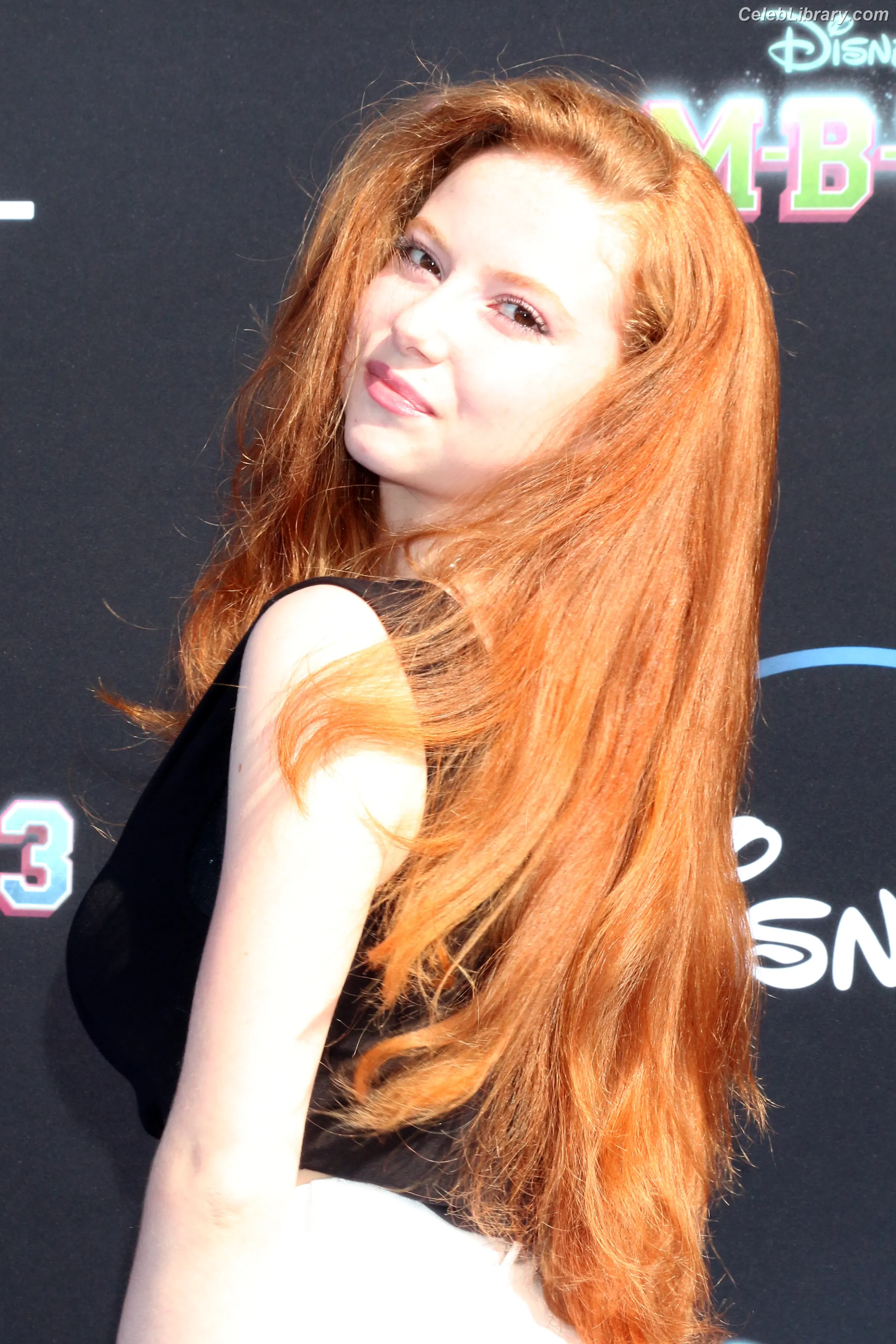 Francesca Capaldi photo 20 of 836