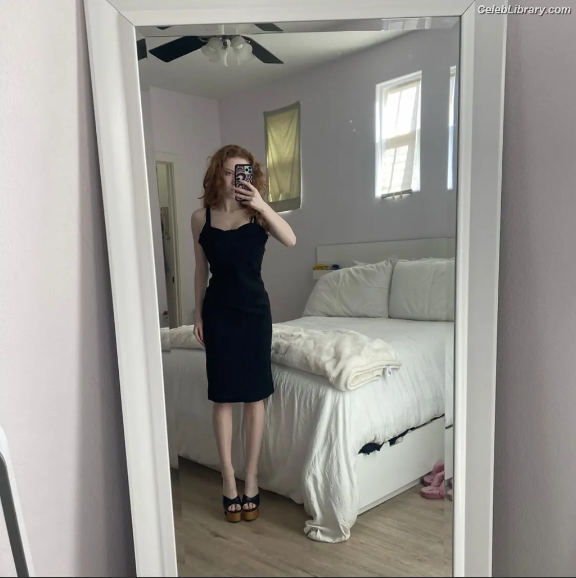 Francesca Capaldi photo 13 of 836