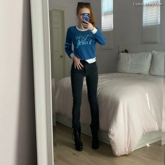 Francesca Capaldi photo 5 of 836