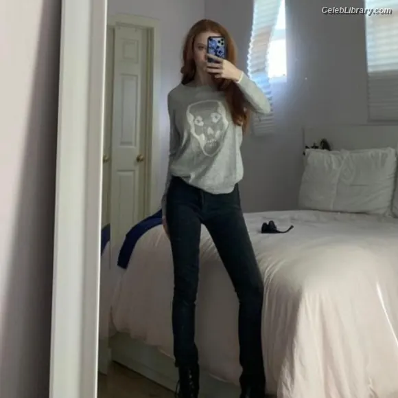 Francesca Capaldi photo 6 of 836