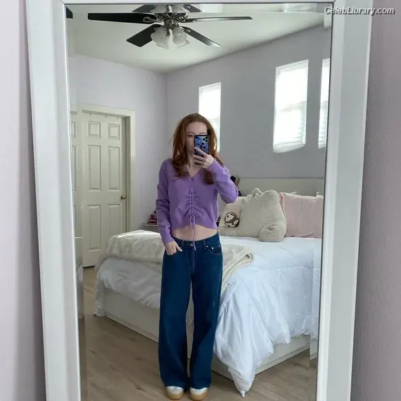 Francesca Capaldi photo 6 of 836