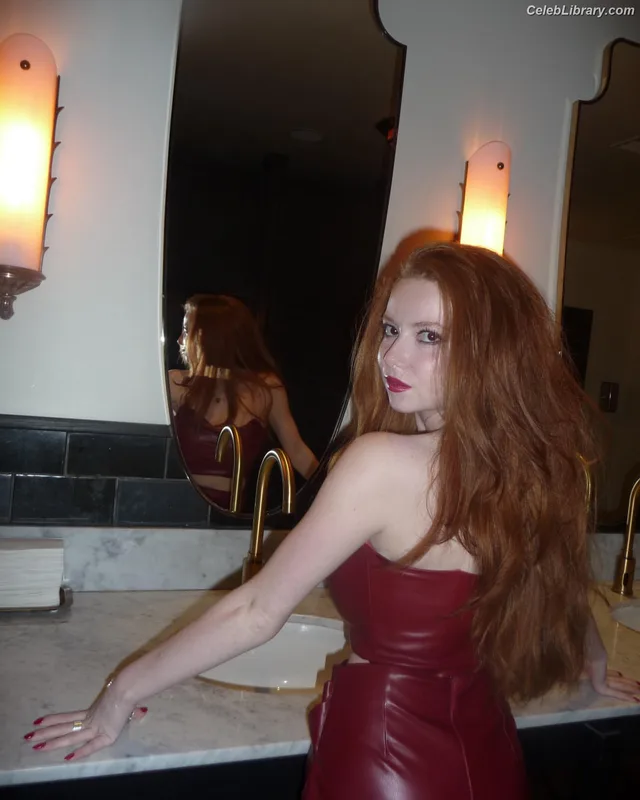 Francesca Capaldi photo 23 of 837