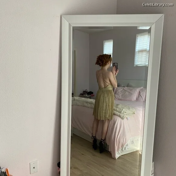 Francesca Capaldi photo 11 of 837