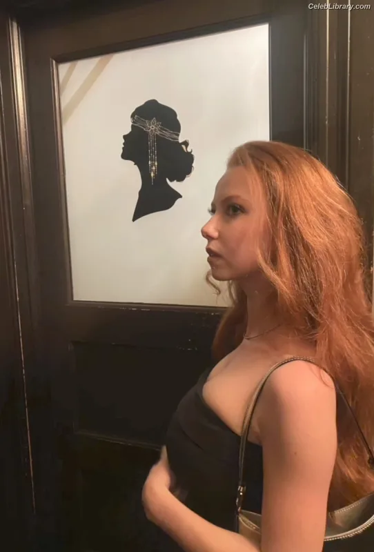 Francesca Capaldi photo 1 of 837
