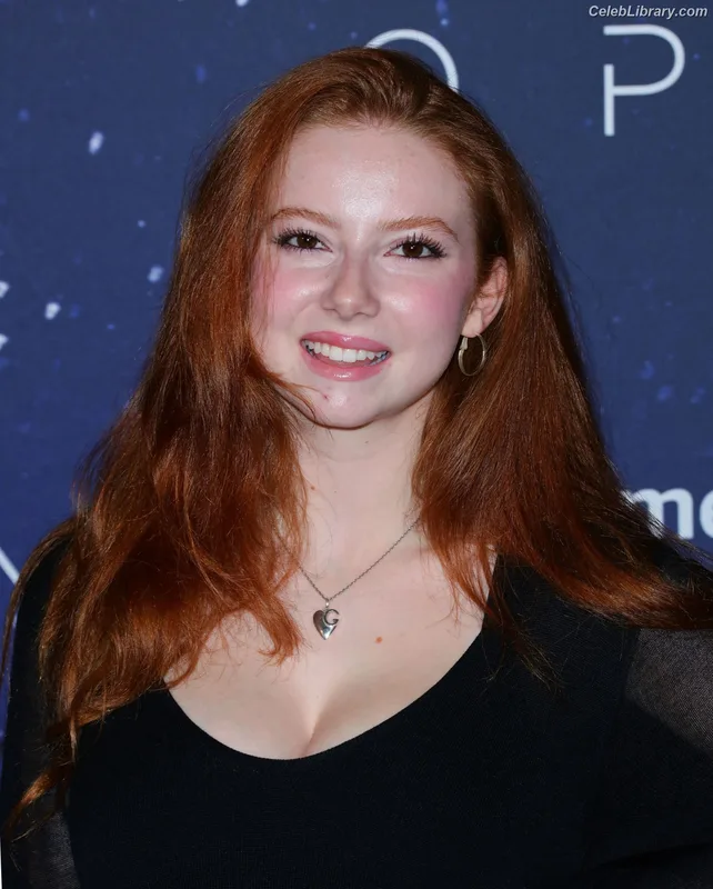 Francesca Capaldi photo 24 of 837