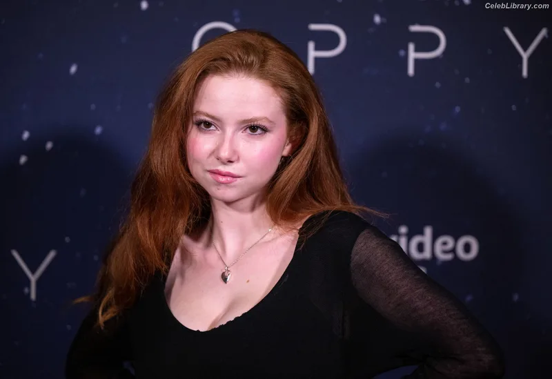 Francesca Capaldi photo 10 of 837