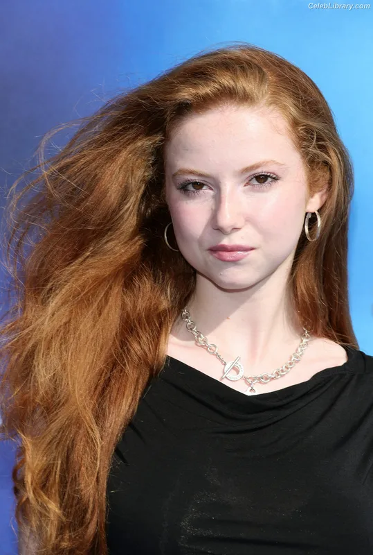 Francesca Capaldi photo 21 of 837
