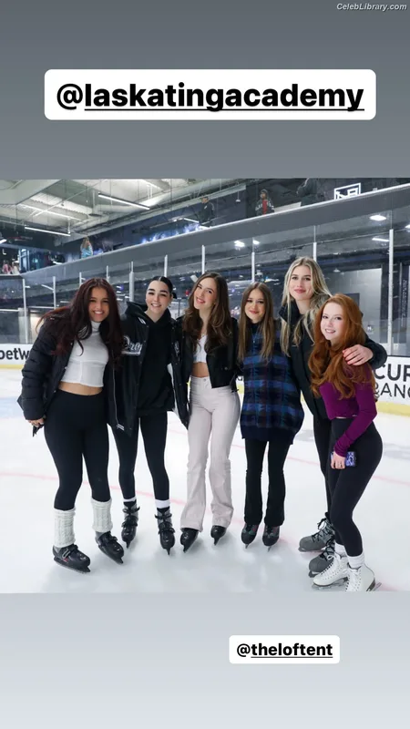 Francesca Capaldi photo 6 of 837