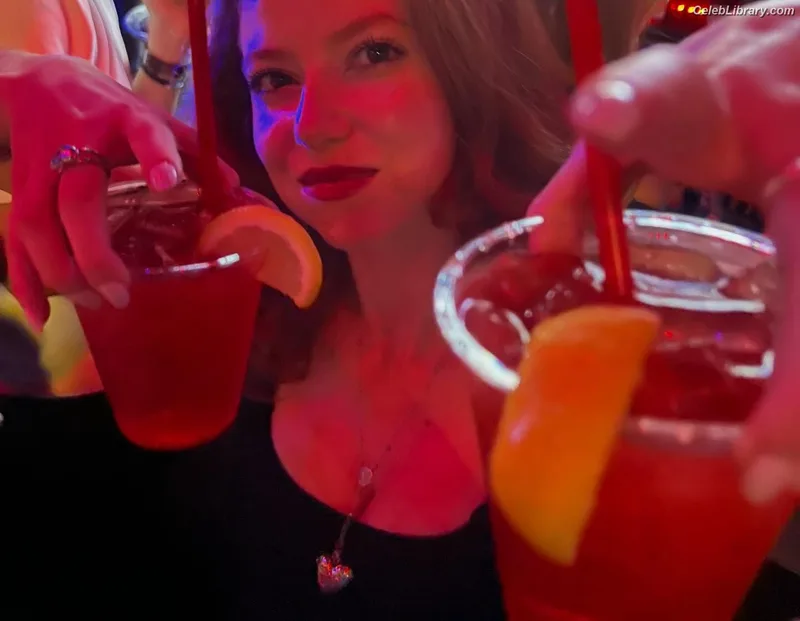 Francesca Capaldi photo 5 of 837