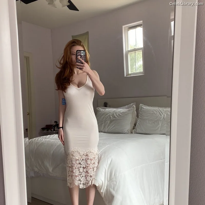 Francesca Capaldi photo 15 of 837