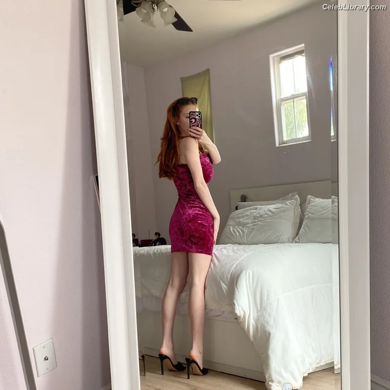 Francesca Capaldi photo 24 of 837