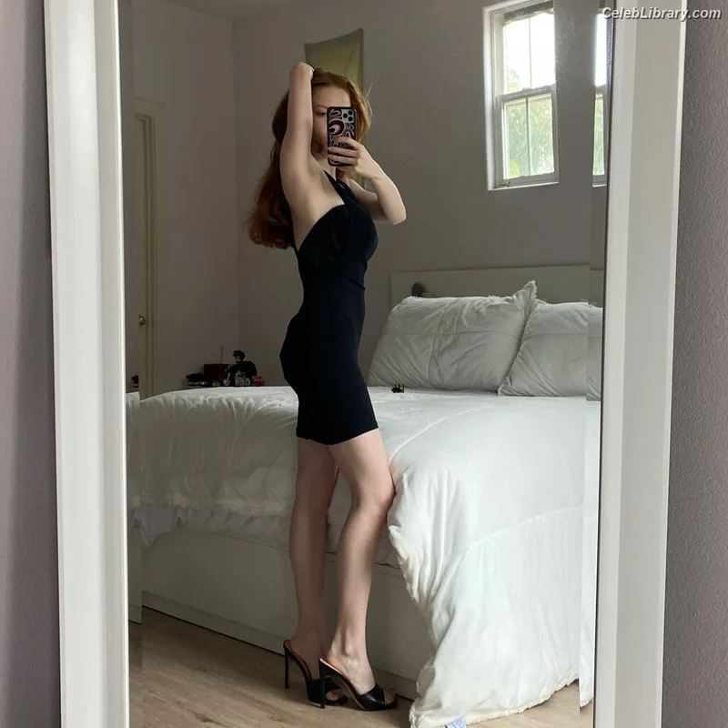 Francesca Capaldi photo 7 of 837